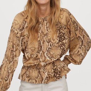 Blouse with Smocking